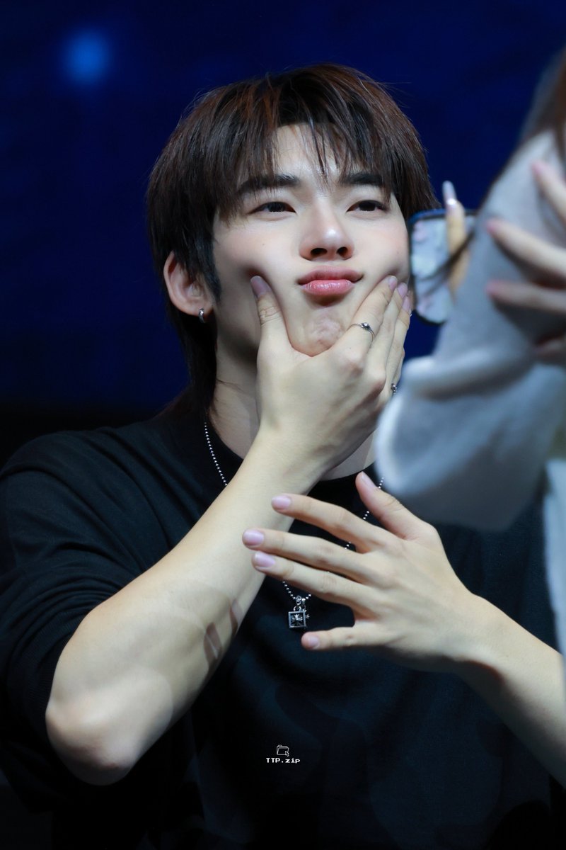 TTP_zip's tweet photo. 𖤐ˊ˗ 261004

น่ารักก็น่ารัก หล่อก็หล่อ ตลกก็ตลก รักจี๋จี๋ 🐶🫶🏻

#twnpich 
#TTPfmMacau2026 https://t.co/qaorBdPutH