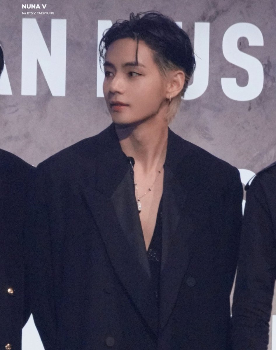 _winterbear_08's tweet photo. and if i lock ck bobkoo and amas oreo tae in a single room then what https://t.co/DnkZznvPux