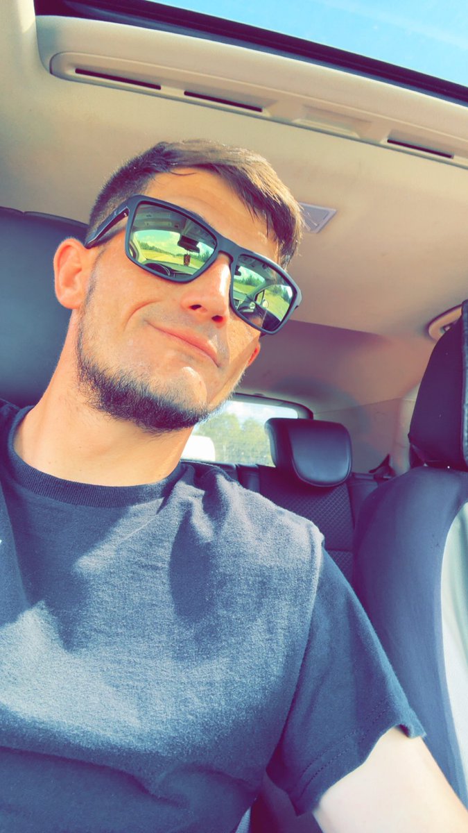 jaketf22's tweet photo. Hope everyone has a good week💛 https://t.co/cmV5SRDPul
