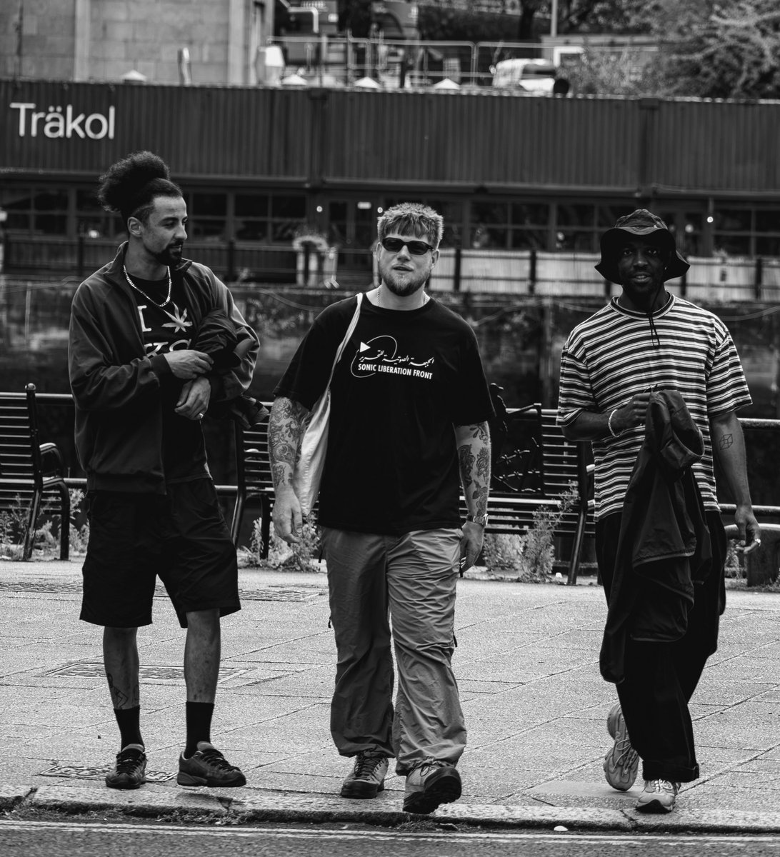 TraceyJacksonHI's tweet photo. Tracey Jackson
Newcastle Upon Tyne UK
Nikon Z6II 24-400mm Z VR
@TraceyJacksonHI @UKNikon #TraceyJaksonHI #streetphotography #everybodystreet #photography #candid #vsco #newcastleupontyne #documentaryphotography
Copyright ©️ @TraceyJacksonHI https://t.co/En9mM622Fd