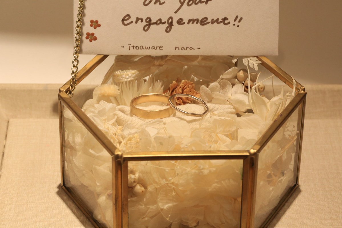 itoaware_nara's tweet photo. 婚約指輪や結婚指輪のお作りも可能です✨

素材、形、幅、模様をお好きにカスタマイズいただけます😊

特別感のあるリングが欲しい…とお考えの際はぜひ一度ご来店くださいませ💐

#奈良観光 #奈良体験 #ペアリング #結婚指輪 #オーダーリング https://t.co/7lI1KL8smB