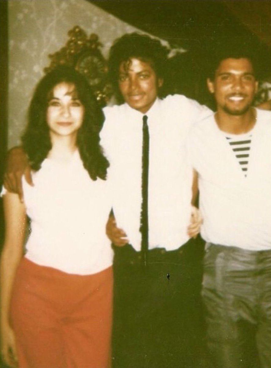 rememberthebite's tweet photo. In October 1993, Michael Jackson’s cousin, Tony Jackson sadly passed away in a car accident. Michael was unable to return home for the funeral as he was on tour in Mexico and had also recently undergone surgery for an abscessed tooth. Although he could not be there in person, Michael paid all of Tony’s funeral expenses and also stepped in to support Tony’s wife, Debra and their 7 year old son, Anthony. 🤍