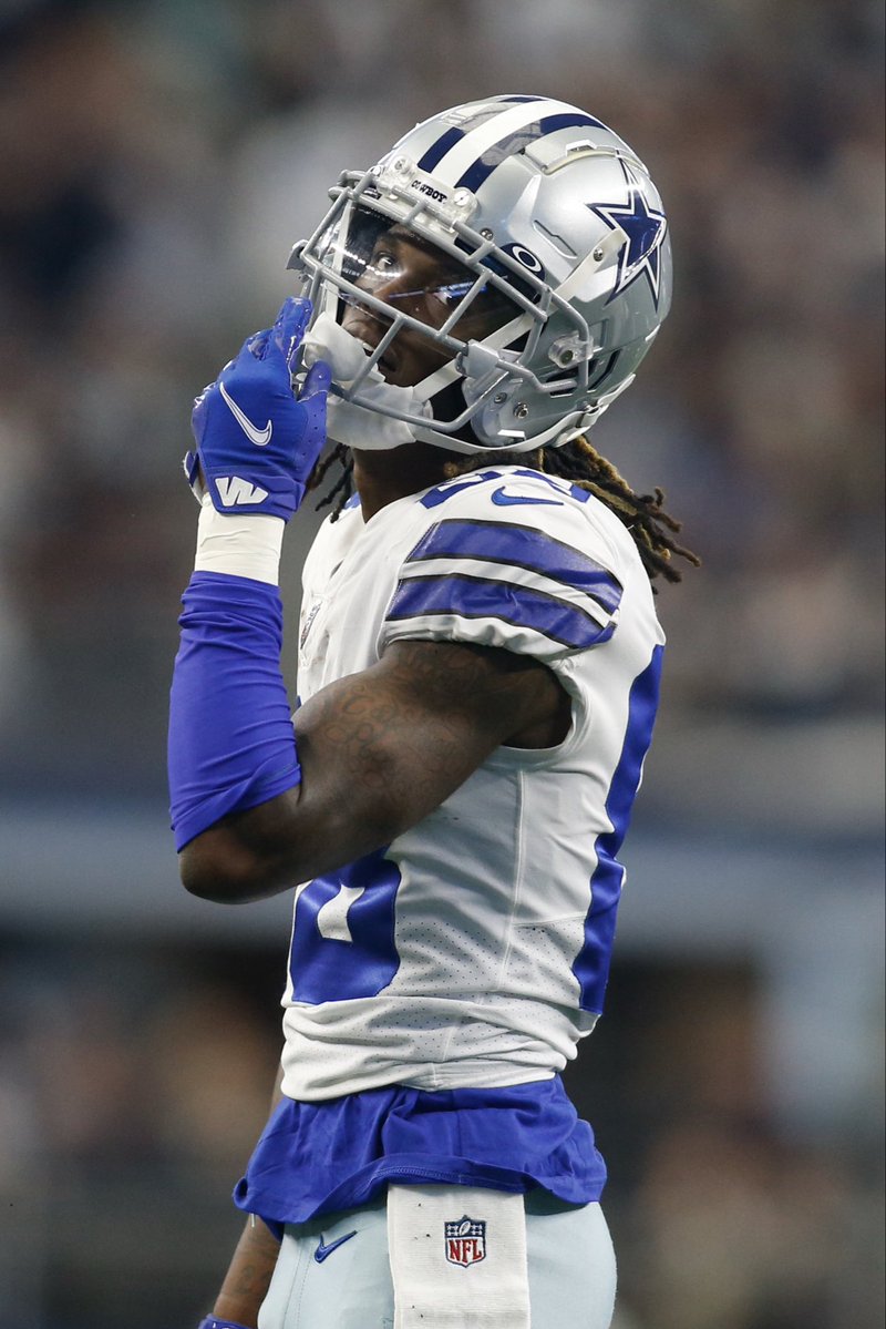 NationMffl's tweet photo. CEEDEE LAMB TODAY:

17 RECEPTIONS
189 RECEIVING YARDS
1 TD

BEST WR IN THE NFL 🔥🔥🔥 https://t.co/eO79aXYMY2