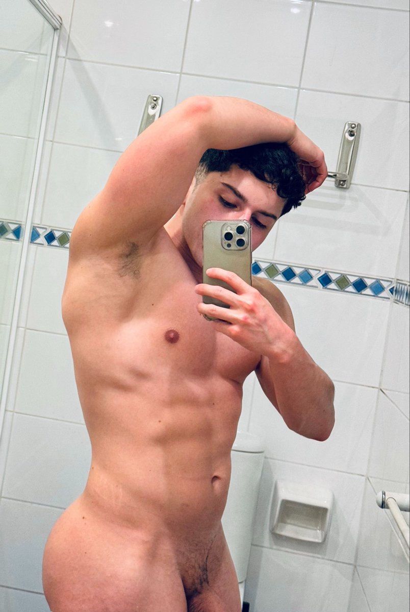 chileansucker's tweet photo. 🔥 https://t.co/In5gTFkZLJ