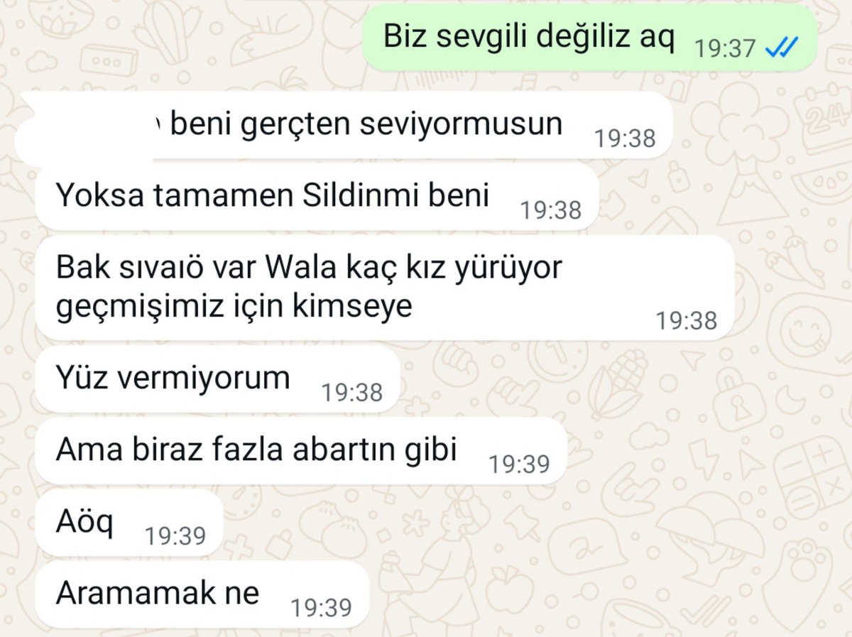 grcktenblmyom's tweet photo. Eleman baskasına yüz vermedigi için tesekkur bekliyo aq https://t.co/rZiiuP7vg2