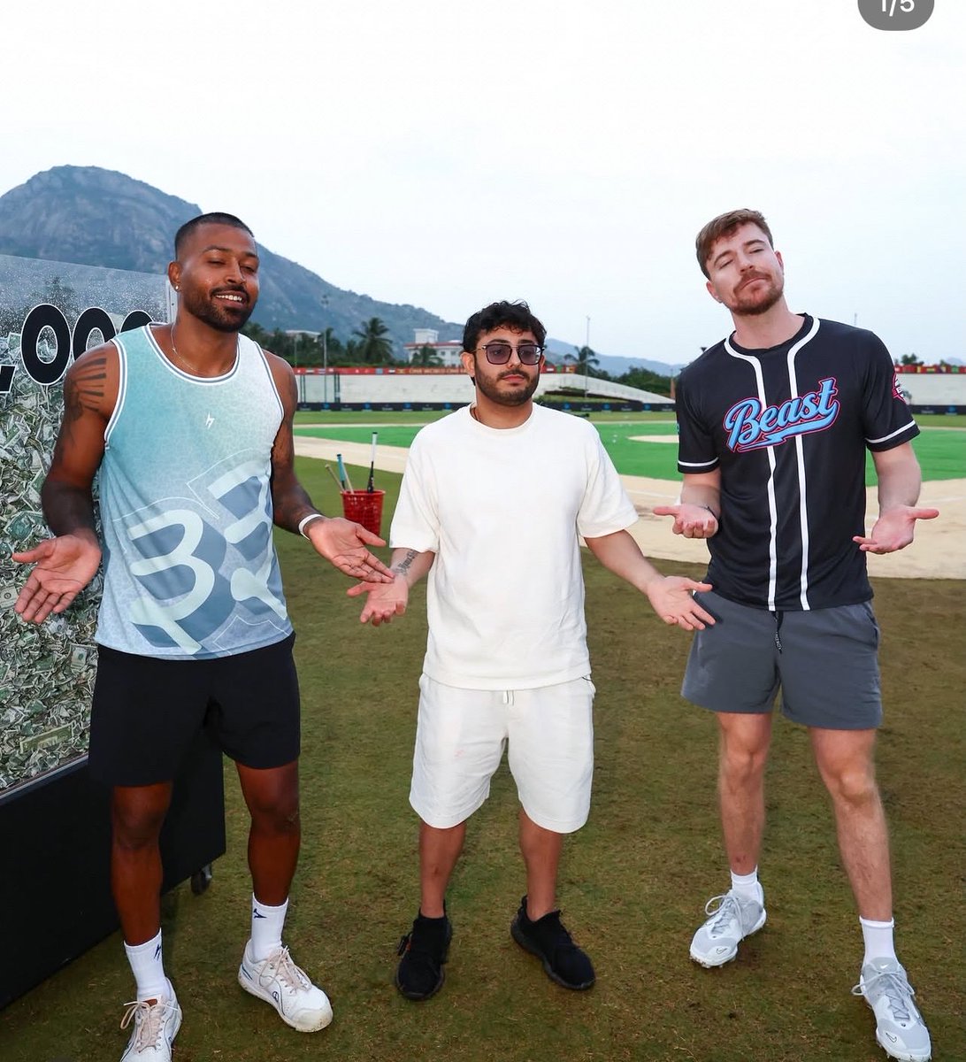 InstantCricinfo's tweet photo. Mr Beast 🤝 Carry Minati 🤝 Hardik Pandya 
What a collaboration 🔥🔥🔥🔥🔥
#Mrbeast #carry #Hardik https://t.co/PHKPJOAGv7