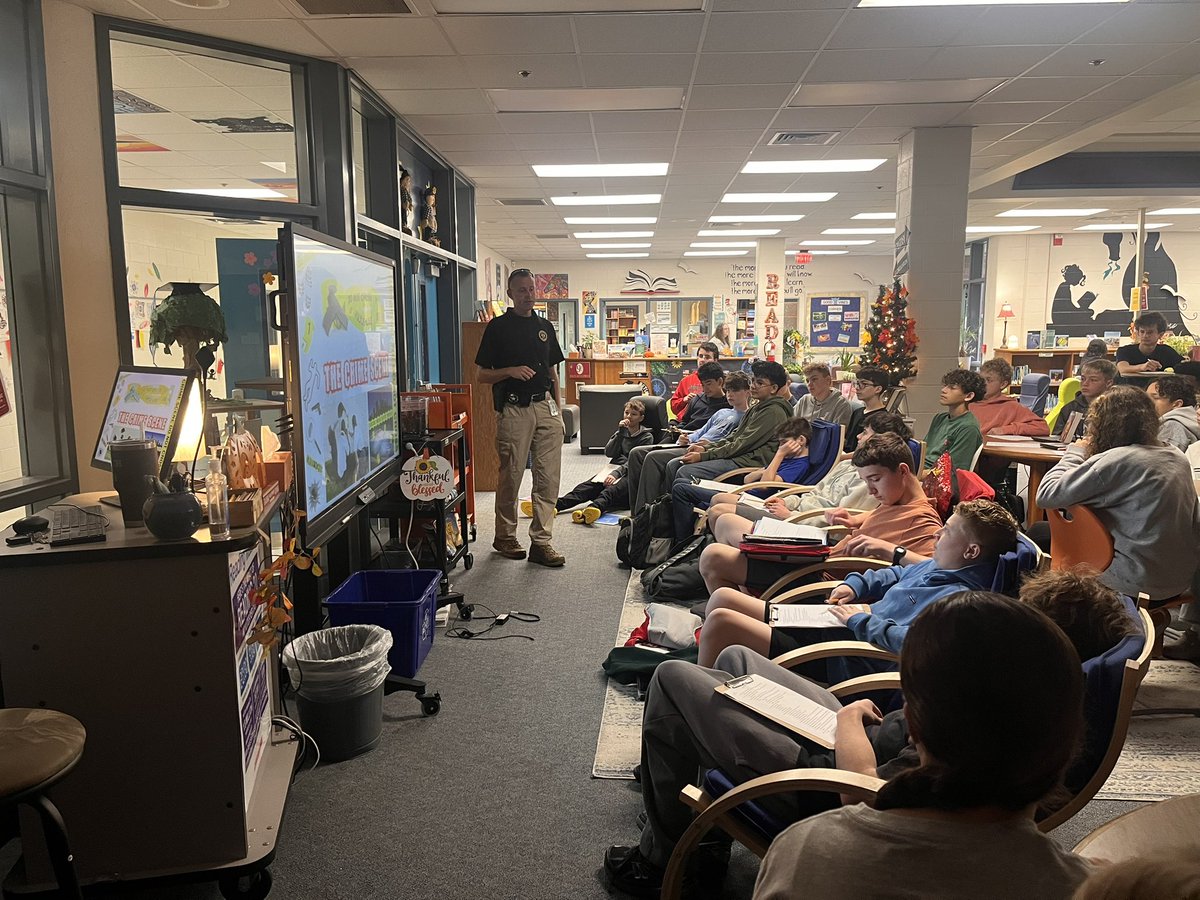 LibraryRmms's tweet photo. 🔎 CSI comes to RMMS! A HUGE thank you to our remarkable SRO, Tim Wright, for sharing his crime scene investigation expertise with our 8th grade English classes! The perfect kickoff to our Mystery Box Project! 🔍
#RMMSLibrary #CSIatRMMS #RealWorldLearning #Collaboration https://t.co/dSlkT7cKHY