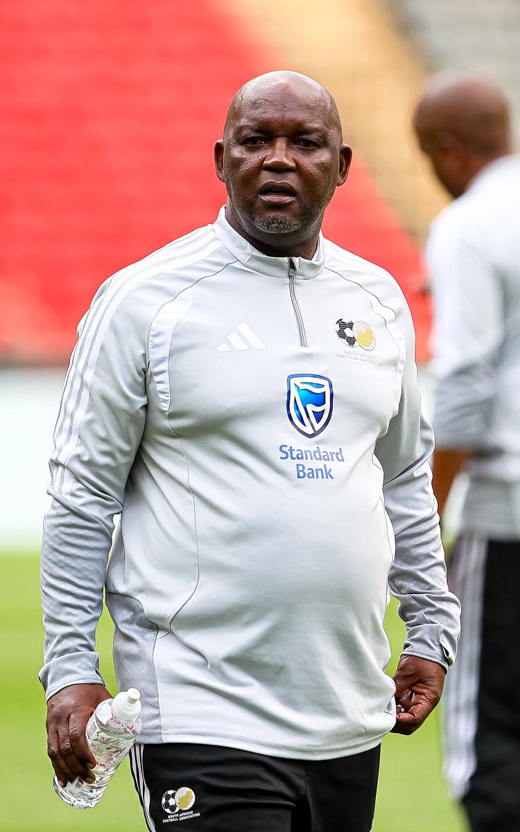 Lorenz_KO's tweet photo. 𝗧𝗵𝗿𝗲𝗲 𝗚𝗮𝗺𝗲𝘀, 𝗧𝗵𝗿𝗲𝗲 𝗪𝗶𝗻𝘀 🇿🇦⚽️

Bafana Bafana head coach Pitso Mosimane gets off to a perfect start. 

🇬🇳 Guinea 2-1
🇪🇷 Eritrea 0-5
🇪🇬 Egypt 0-1 

Eight goals scored, one conceded and up to 48th in the current FIFA rankings.

#10BetBafana https://t.co/Wcl8CZlYZi