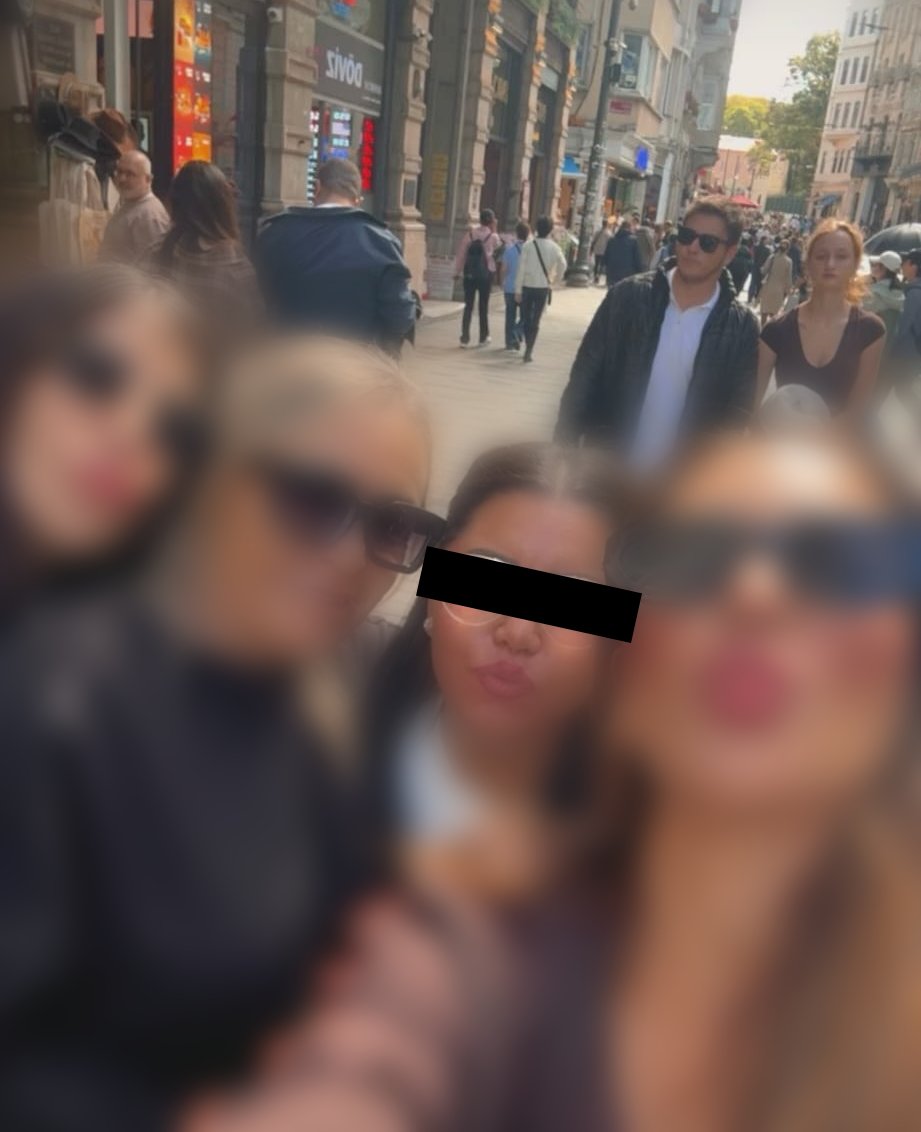 hammadnuman0's tweet photo. Şuanda İstanbul'da İsrail Ordusunda askerlik yapmış bir turist var. İfşa etmeyeceğiz. Çünkü bizi büyük balığa götürdü. 7 Ekim Çarşamba günü büyük balığı ifşa edeceğiz. Dost düşman herkes görecek ki Siyonist köpeklerin peşindeyiz.

(Fotoğraf İstanbul Taksim İstiklal Caddesi bugün)