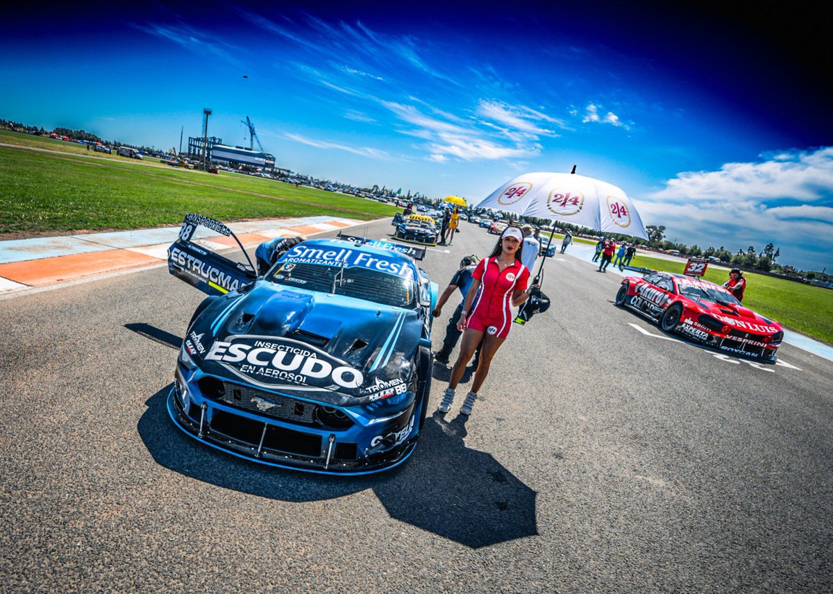 ntrosset's tweet photo. Avanzamos cuatro puestos en la serie y doce en la final, para ver la bandera a cuadros en el P19. Buen ritmo del Mustang y aprovechamos algunas oportunidades que se fueron dando 🙌🏼

Gracias equipo, sponsors y familia por el apoyo de siempre.

🔜 Nos vemos en Rosario. https://t.co/nMdkWfb1lU