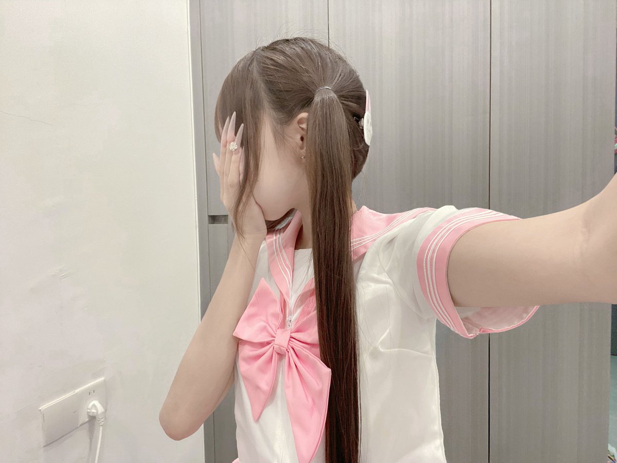 TvTuuiio's tweet photo. 朋友少 圈子小 人很乖 脾气好 不出轨 不聊骚 像我这样的乖宝宝哪里找 https://t.co/opBZo221EQ