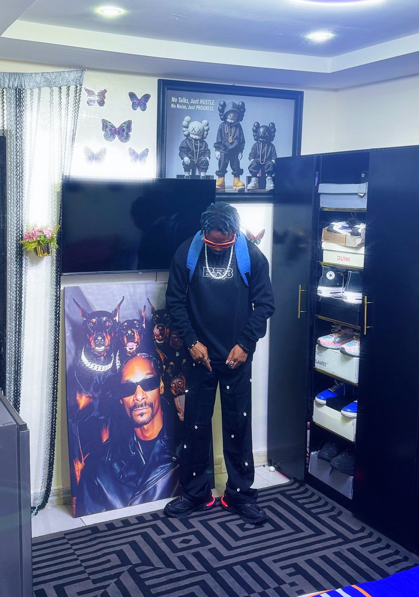 single_bone3's tweet photo. BEWARE. GOD IS MIGHTY. 🙏🏽🔥
#fyp #balenciaga #snoopdogg #mystlye #official_singlebone https://t.co/R7sjxCMpmO