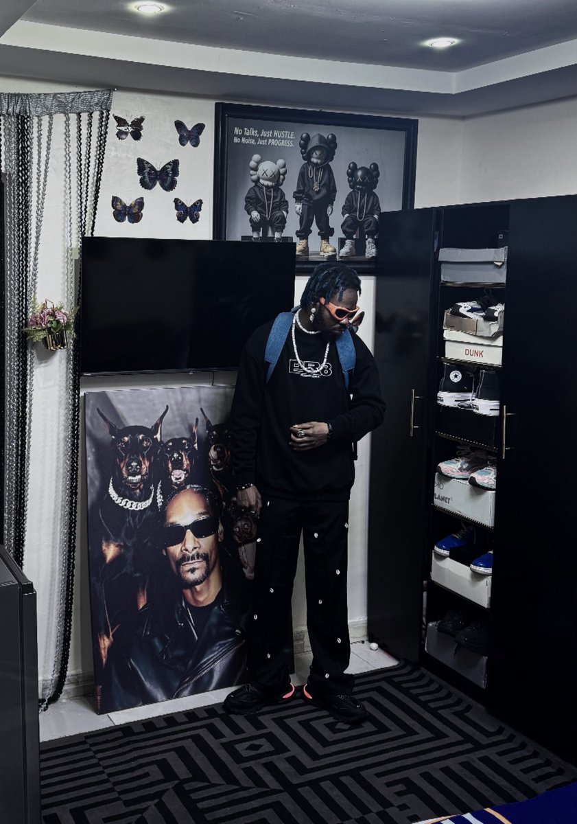 single_bone3's tweet photo. BEWARE. GOD IS MIGHTY. 🙏🏽🔥
#fyp #balenciaga #snoopdogg #mystlye #official_singlebone https://t.co/R7sjxCMpmO