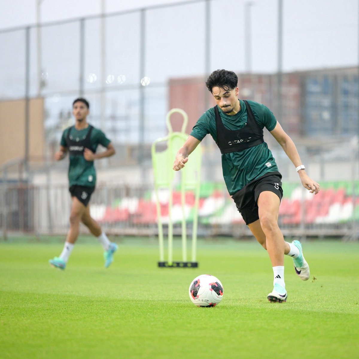 EttifaqSa's tweet photo. أيـام تفصلنا عن عودة #دوري_جوي_للنخبةU21🔝

#الاتفاق_21_سنة💚❤️ https://t.co/yppqKFdC8P