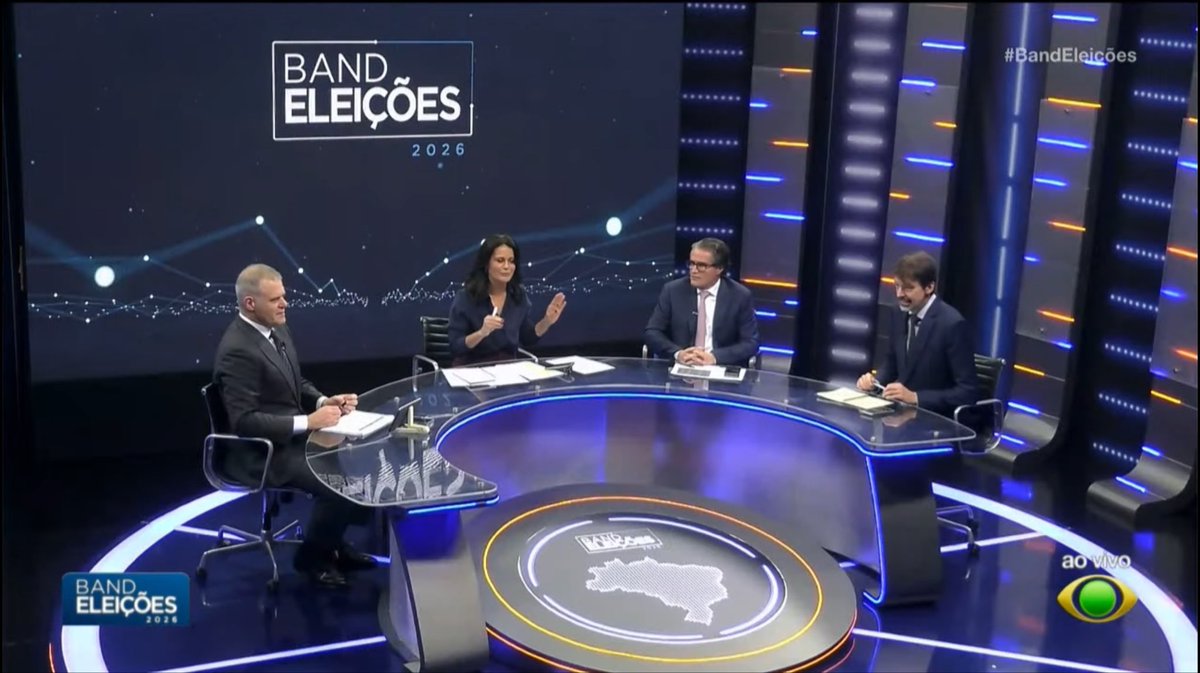 ProgramacaoBR's tweet photo. Cobertura eleitoral em algumas emissoras de tv aberta nesse domingo:

#Fantástico / #OVotoNaRecord / #BandEleições / #HoraDoVoto https://t.co/CjM3jKksL6