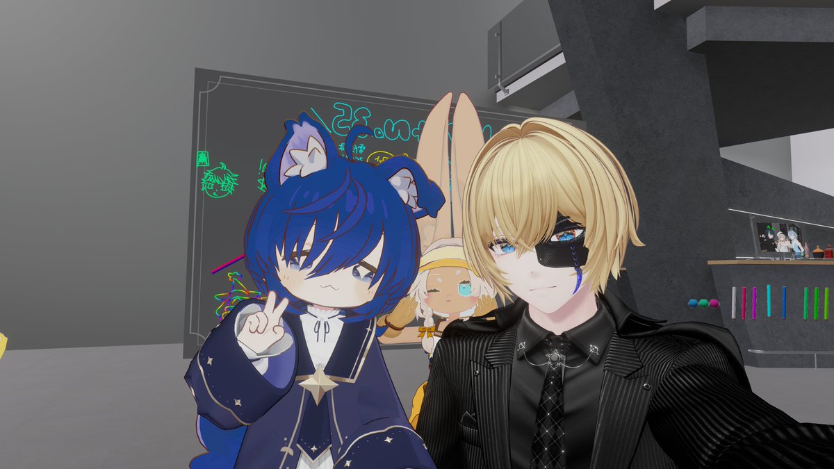 fool_2212's tweet photo. ＃Vワット
❶別々で描いたのにロノちゃん相手に覚醒したマグロさんみたいになった（笑）
❷ガイアさんとお会いしましたよぉ
❸ダイン好きな方とツーショット後ろにカチーナいる
❹フロ君とダイン https://t.co/bsJU5qLBxJ