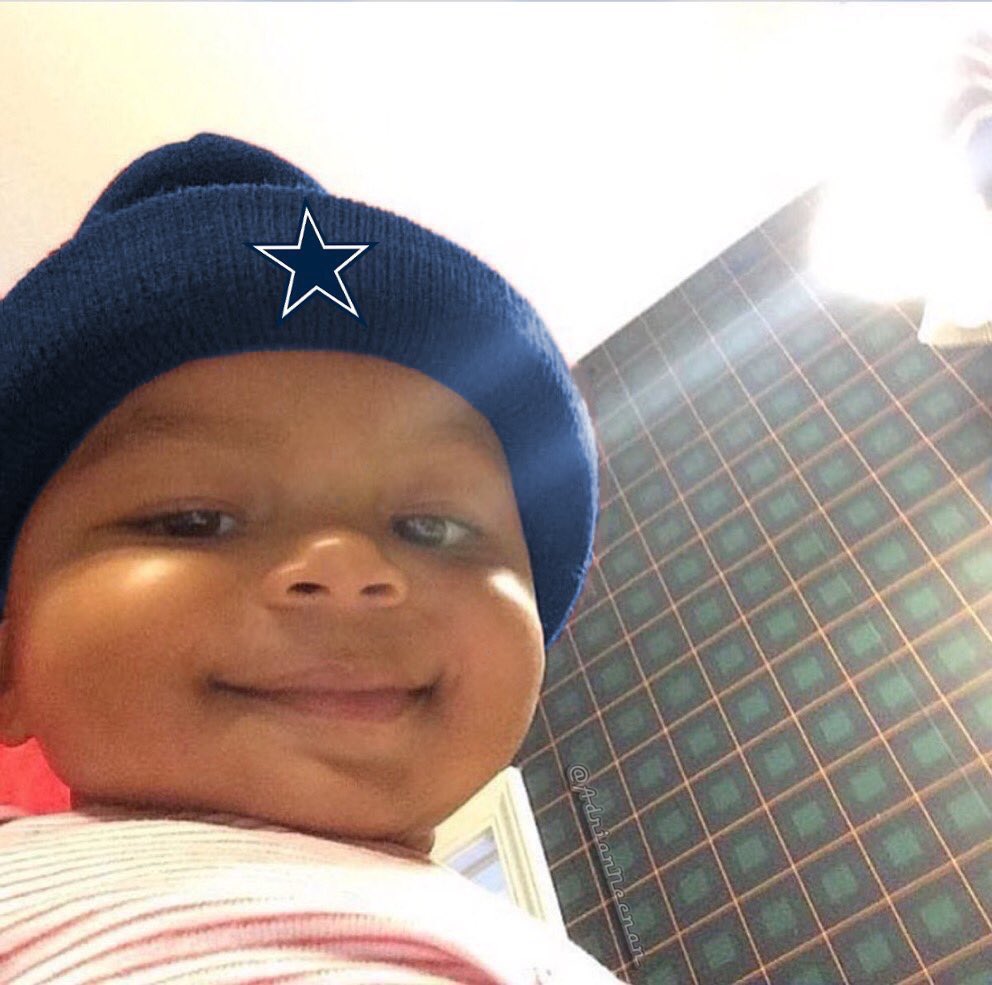 ___ReDD's tweet photo. Hey You got games on your phone https://t.co/prHUHOKYq0