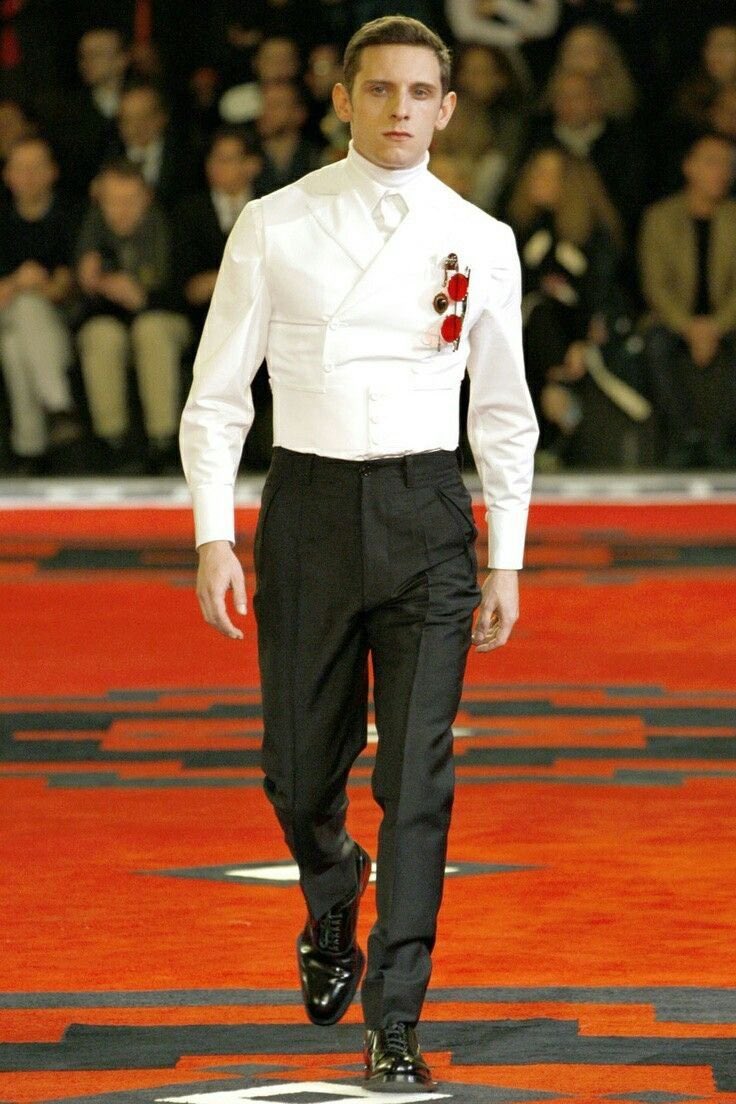 boymolish's tweet photo. Jamie bell from Prada to Miumiu https://t.co/J4hxfWmERX