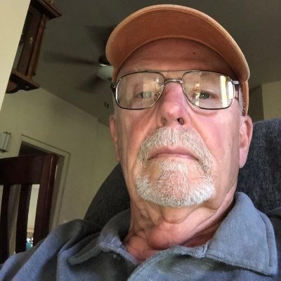 MarySandovala's tweet photo. I got $200 on cashapp 
What can I get with that https://t.co/a2C27eo92N