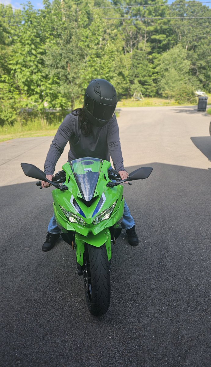 GOLIVEZHERKA's tweet photo. @ClipperViralHQ No buy a sport bike 3x gains so far https://t.co/0BpTsfypm1