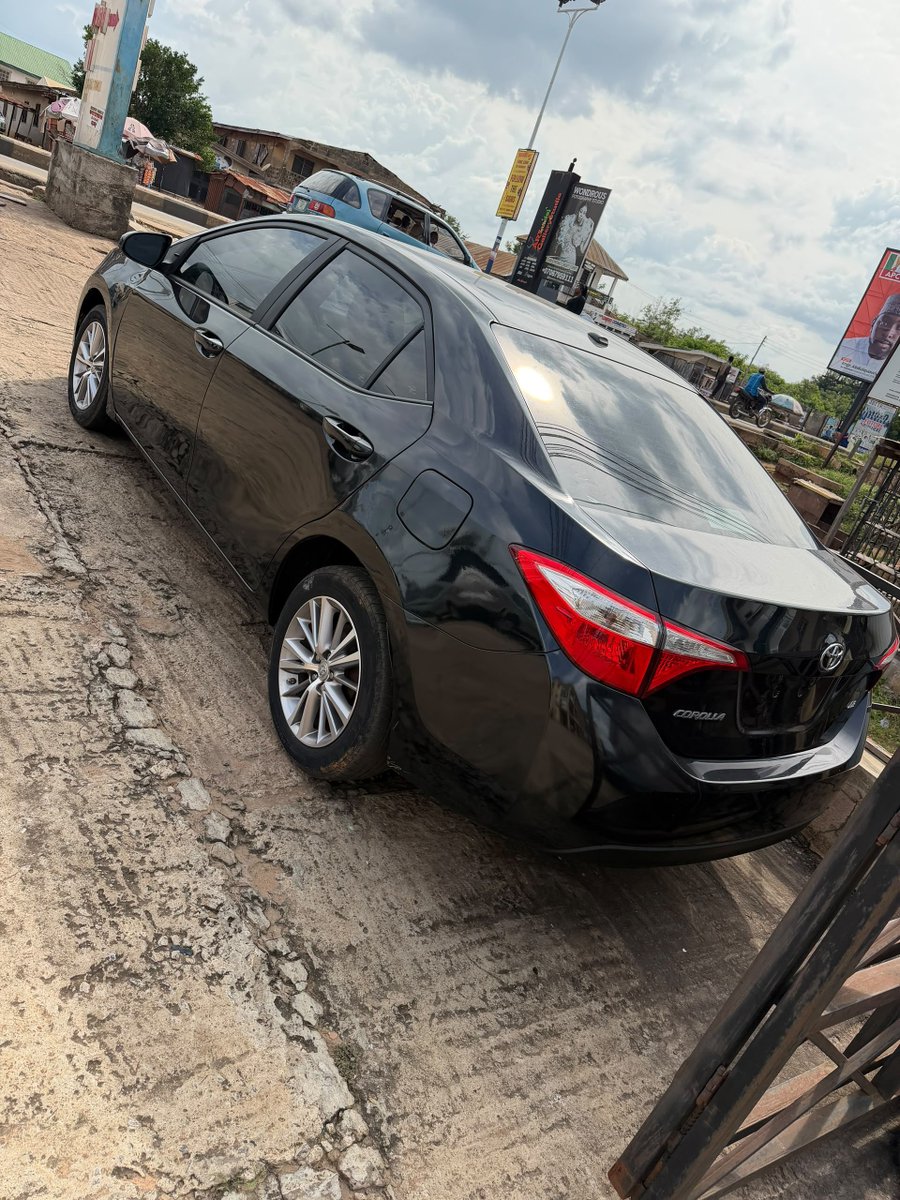 noksonautos's tweet photo. ‼️Toks 2015 Toyota corolla Premium
Premium 💯 // Keyless entry
Black on Black Leather interior
SunRoof // Alloy Wheel
High Trim // Premium Sound
August 2026 Entry

#NoksonAutos #NigeriaCars #Automotive https://t.co/w3X1W1rhHR