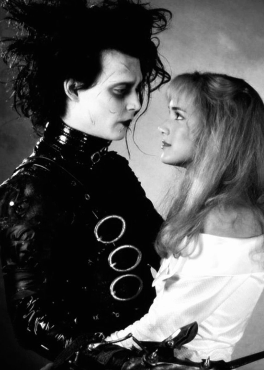 nefralias's tweet photo. Her &amp; me in every universe. https://t.co/rH0Q9QIapu