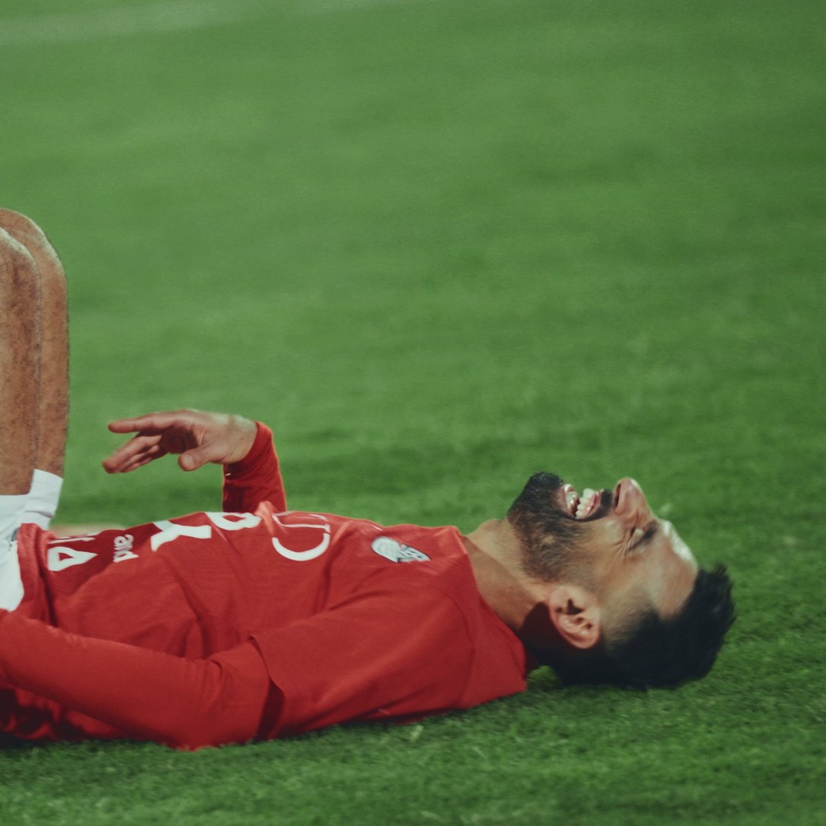 SalahWorld11's tweet photo. في بلدٍ يبلغ عدد سكانها 120 مليون نسمة، ولا يوجد لاعبٌ واحد يستطيع التسجيل حتى أمام دكة بدلاء جنوب أفريقيا. https://t.co/ekAhfwpoTM