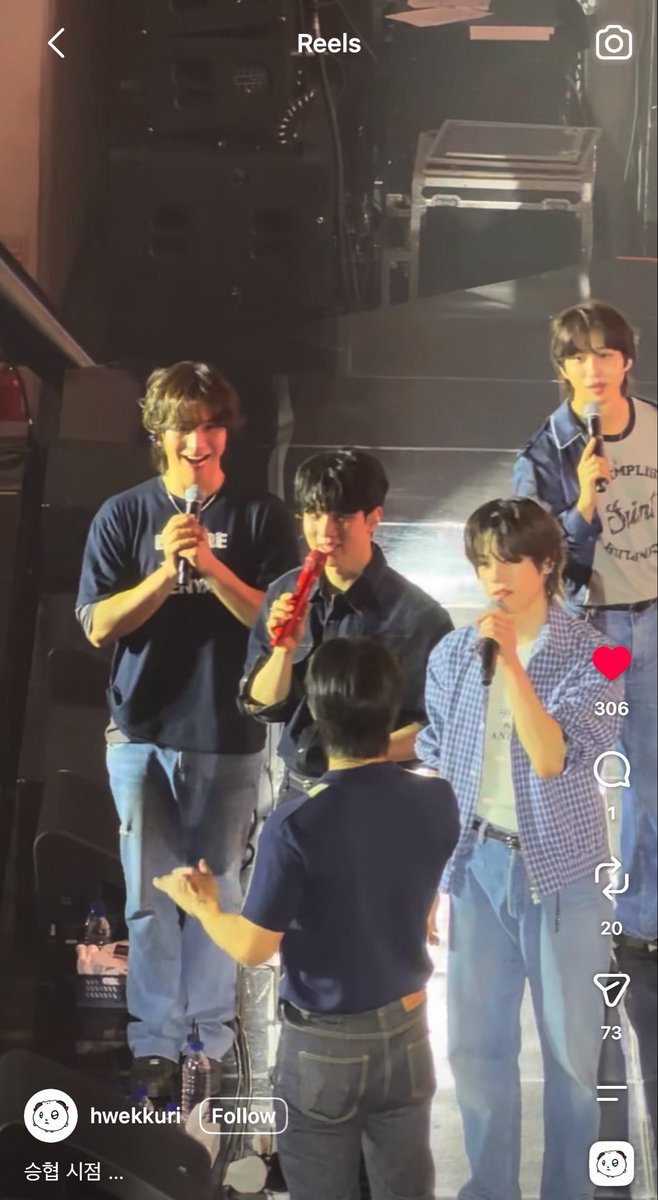 gothmice's tweet photo. LOOK AT JAEHYUN 😭😭 https://t.co/ww8rWskiBm
