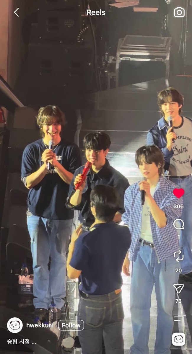 gothmice's tweet photo. LOOK AT JAEHYUN 😭😭 https://t.co/ww8rWskiBm