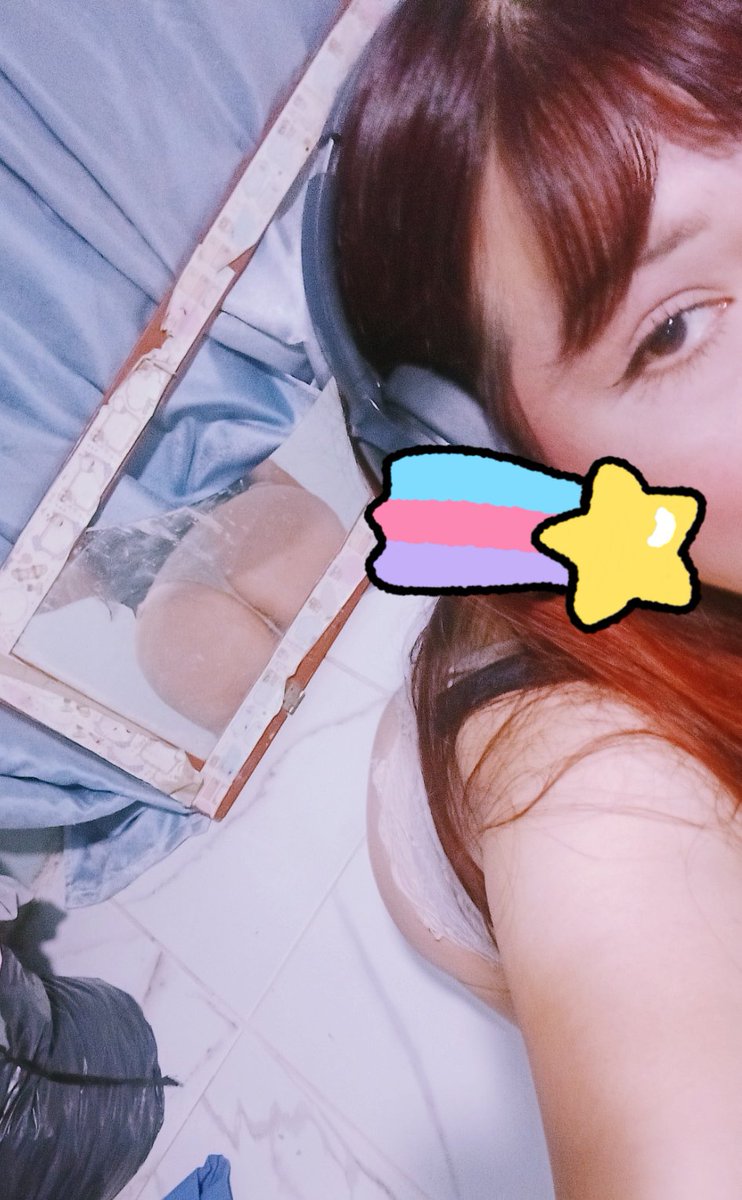 SecretaYCalient's tweet photo. Quién para usar a esta putita ☺️🤭 https://t.co/Zybx47jKC0