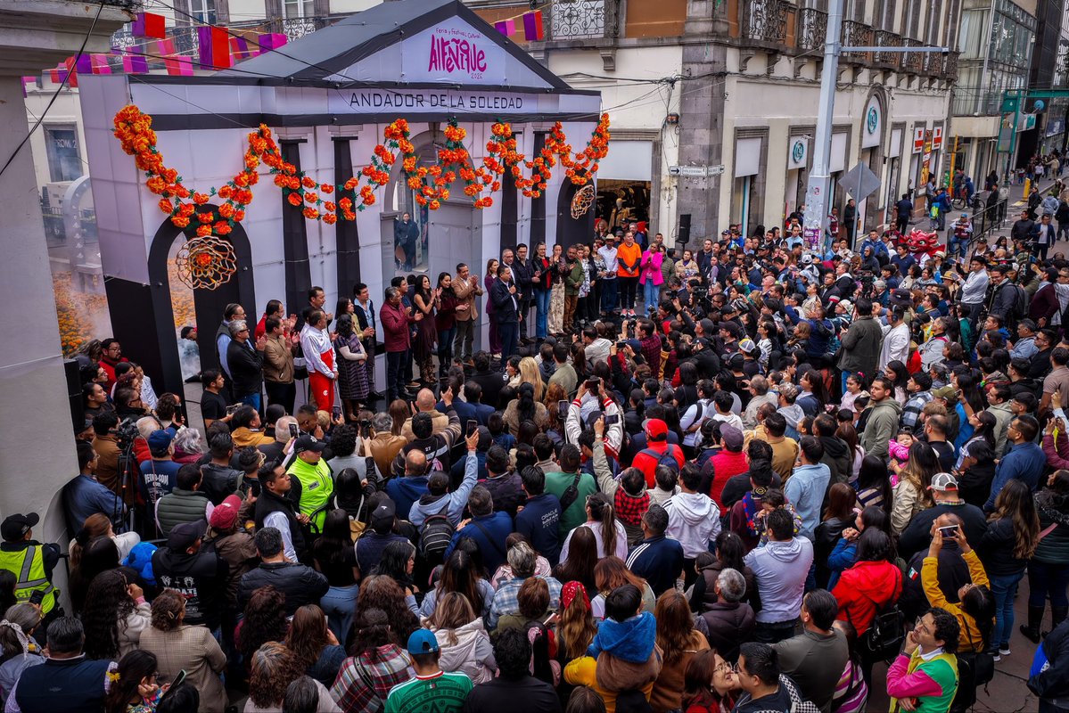 rimoba's tweet photo. 🎃🌼 ¡Toluca ya vive la magia de la Feria y el Festival Cultural #Alfeñique2026!

Hoy inauguramos una de nuestras tradiciones más queridas, que llena de color, música y memoria nuestros espacios más emblemáticos. https://t.co/XeLvAqHPHE