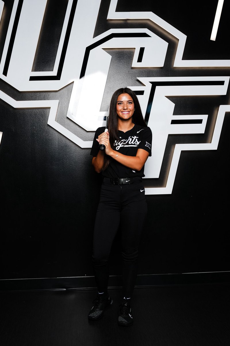 UCF_Softball's tweet photo. Happy birthday, @KamWaters24! 🥳 https://t.co/yOCfkFDlmz