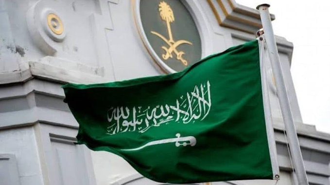 Rakanibrahim01's tweet photo. انتي ما مثلك بها الدنيا بلد 💚 https://t.co/tJUVxztTE3