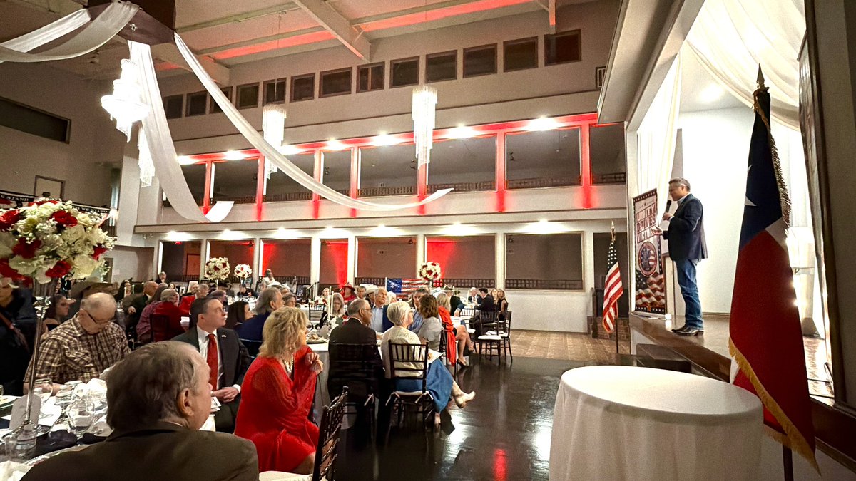 brianeharrison's tweet photo. Fantastic time emceeing the @EllisCountyGOP fundraiser last night and welcoming back our next Attorney General @mayes_middleton, @SenatorBobHall, and soon to be Court of Criminal Appeals Judge @smithfortx to HD-10!

It's because of the grassroots patriots in Ellis County- and all across our state- that we will keep Texas red at every level!