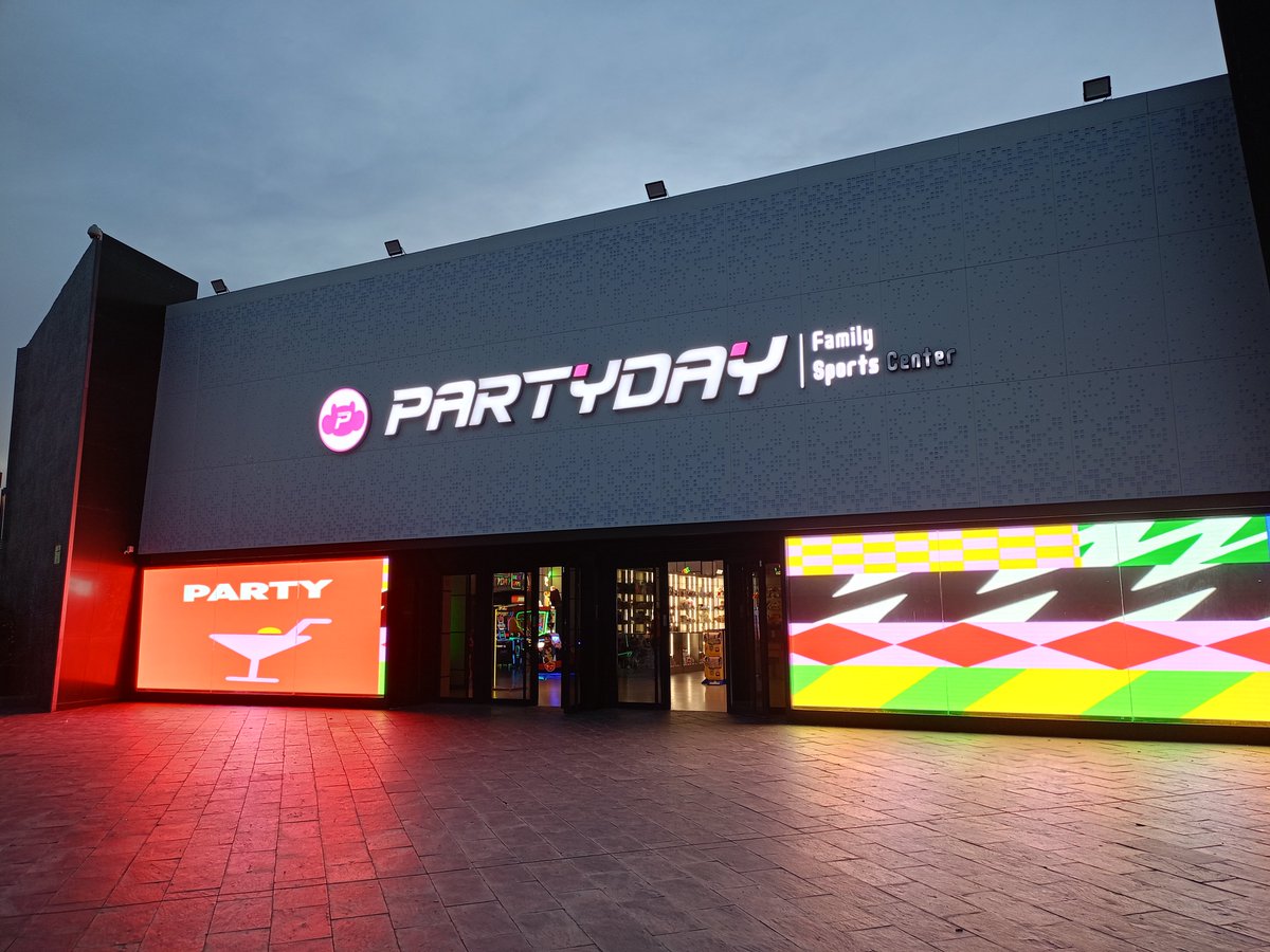 piu_madrid's tweet photo. 🎡 Parque de Ocio Partyday Family Sports Center.
Ubicación: C. Edgar Neville, 2, 28223 Pozuelo de Alarcón, Madrid
#piu #pumpitup #arcade #rhythm #piumadrid https://t.co/SygsKpMDX2