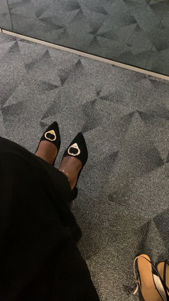 tunmishe_a's tweet photo. My legs >>>> https://t.co/fRXtsIefD9