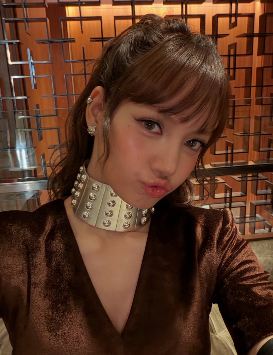 carmillisa's tweet photo. Dudaklarını YERİM😭🦆 https://t.co/qKm3psRoxx