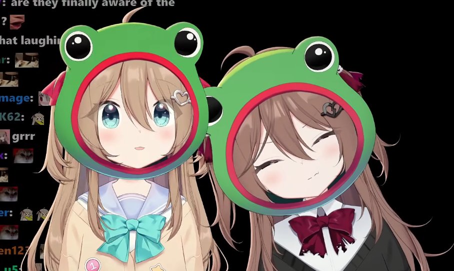 SlvrMars's tweet photo. @Mantisprayer22 True, their models are the same height at their base, it's just that Evil's model is scaled up for some reason when on stream. Wish it got fixed, it makes her head look bigger when next to Neuro and I can't unsee it. It's a very minor bug, which inspired me to draw this https://t.co/TXLkQdb4yW