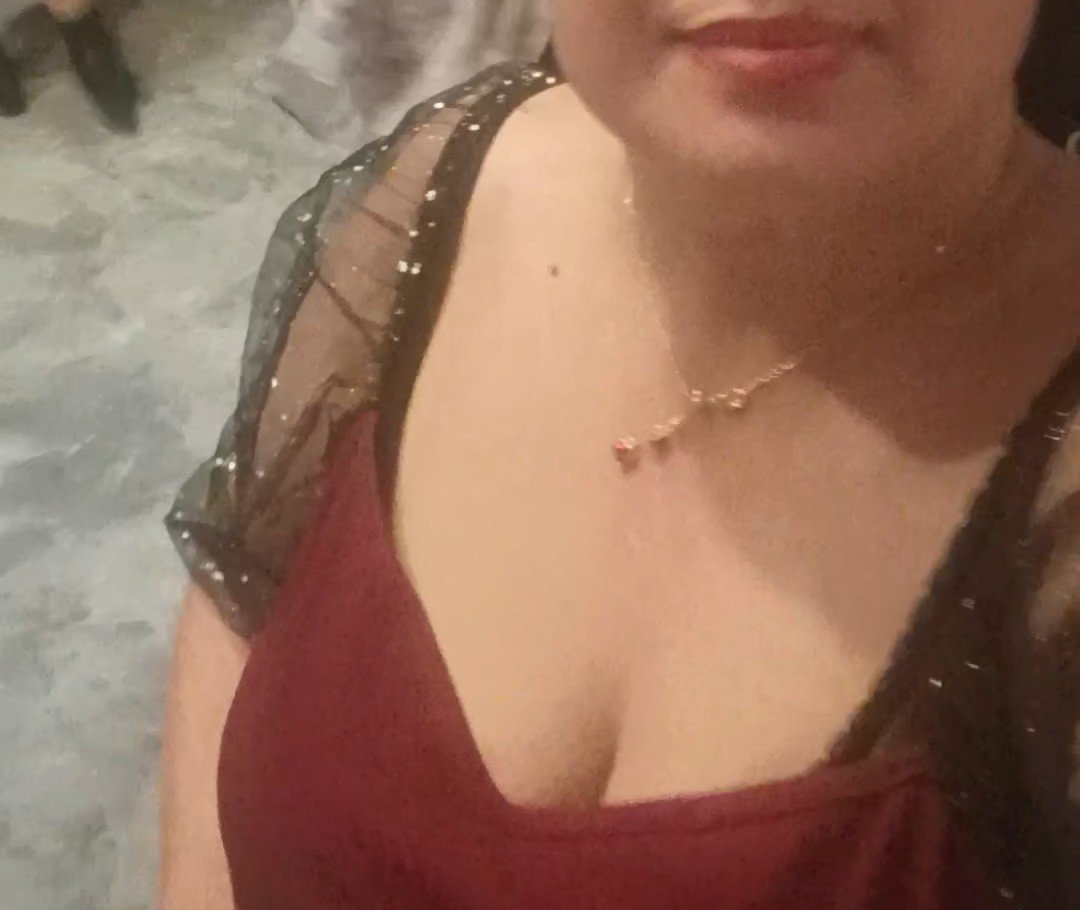 Sibel_tan5678's tweet photo. kadının hası geldi çekilin 💋 https://t.co/NvQyZvZsyT