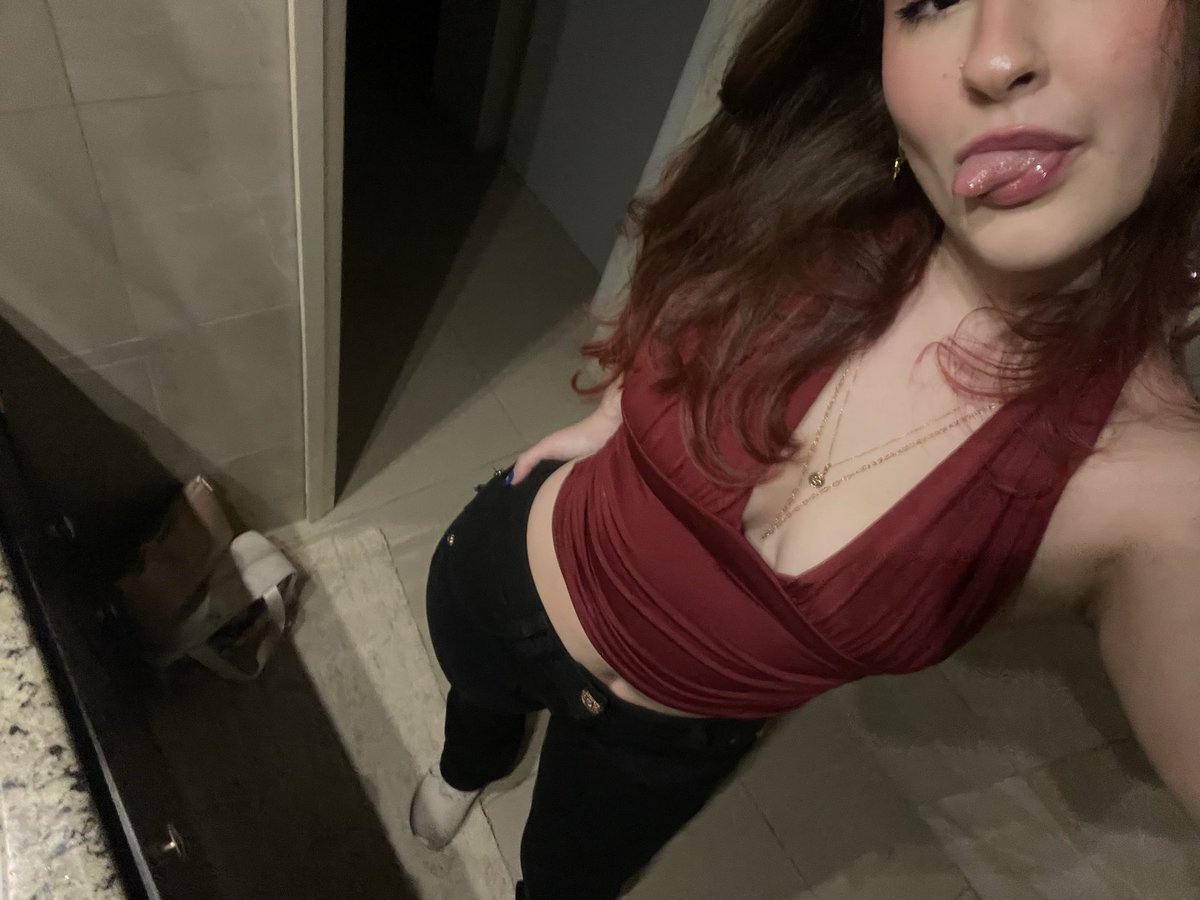 httpsatlala's tweet photo. Hot girls do ir better❤️‍🔥 https://t.co/ewUvx6OWnC