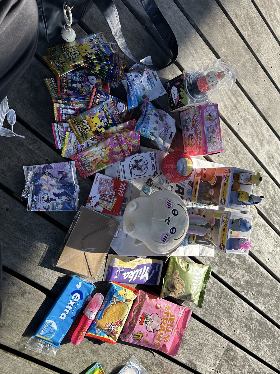 anngu_'s tweet photo. #kleptotwt todays city haul https://t.co/YxG3fCemX9
