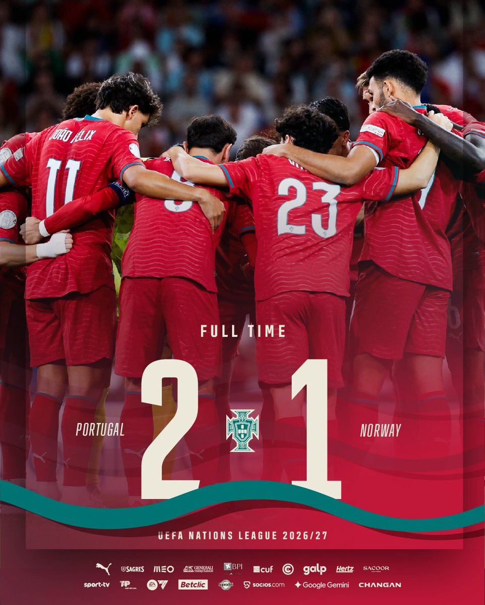 selecaoportugal's tweet photo. Final do jogo! ⏰ 𝙎𝙀𝙉𝙏𝙄𝙈𝙊𝙎 𝙊 𝙑𝙊𝙎𝙎𝙊 𝘼𝙋𝙊𝙄𝙊 🗣️🔊 #NationsLeague https://t.co/YwkoS7fFJH