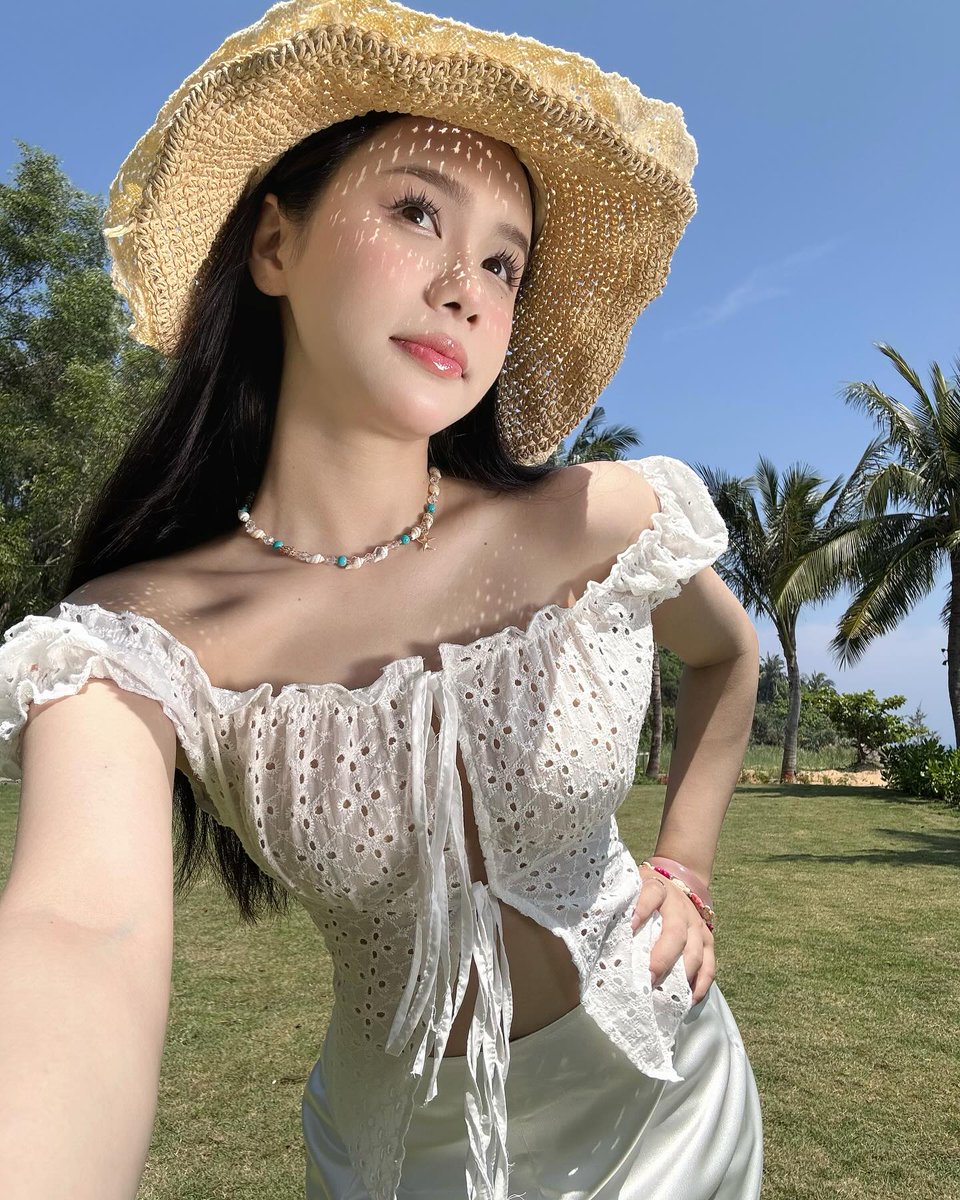 sgphayes's tweet photo. Top of the morning! 🚀 You should know that you are stronger than you think and today is full of possibilities. 🌟
wUOFUuui https://t.co/2UVIh0UWva