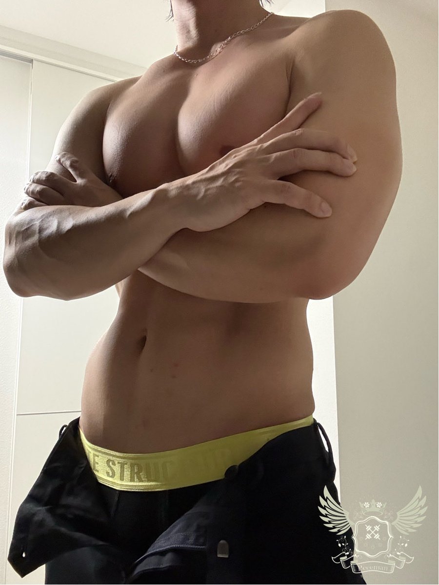 Peeeman_HomeGym's tweet photo. これ乗り切ったらもう無敵かもって、そんなこと思える仕事今まで経験できんかったから、やっぱり変化は面白い https://t.co/1q4Iujznao