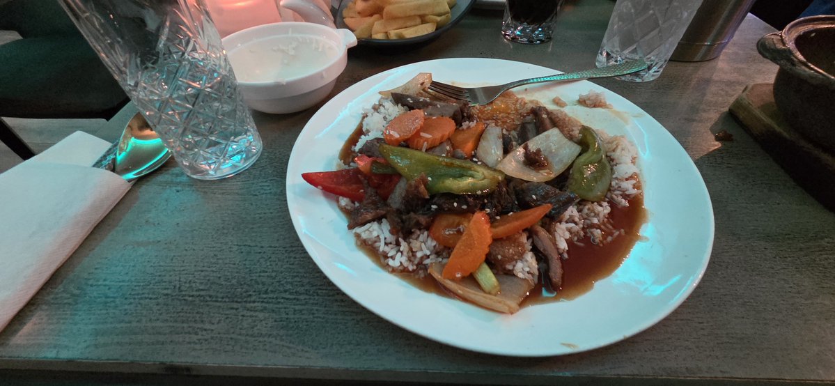 fitzyok's tweet photo. Maidin gruama fliuch ceóbhránach inniu(gloomy,wet misty morning). An aimsir tirim i Stáid an Ghearaltaigh(dry weather at Fitzgerald Stadium) Bua iontach(great win) ag @AnGhaeltacht💪💪 Béile deas lacha(😋 duck dish). #gentengthaikillarney
#365daysofGaeilge
#365daysofwalking https://t.co/58bcxkKOE5