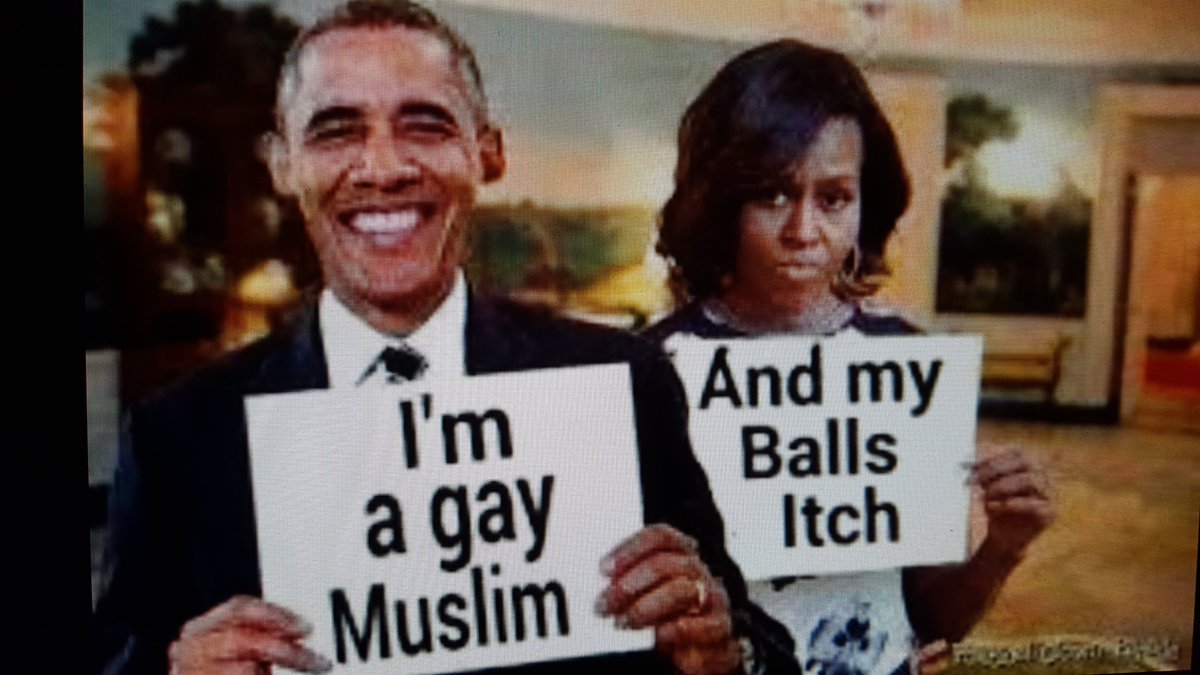 2Q69574523's tweet photo. @Daniell64334313 Trick, trick bitches? https://t.co/83YNpw2adr