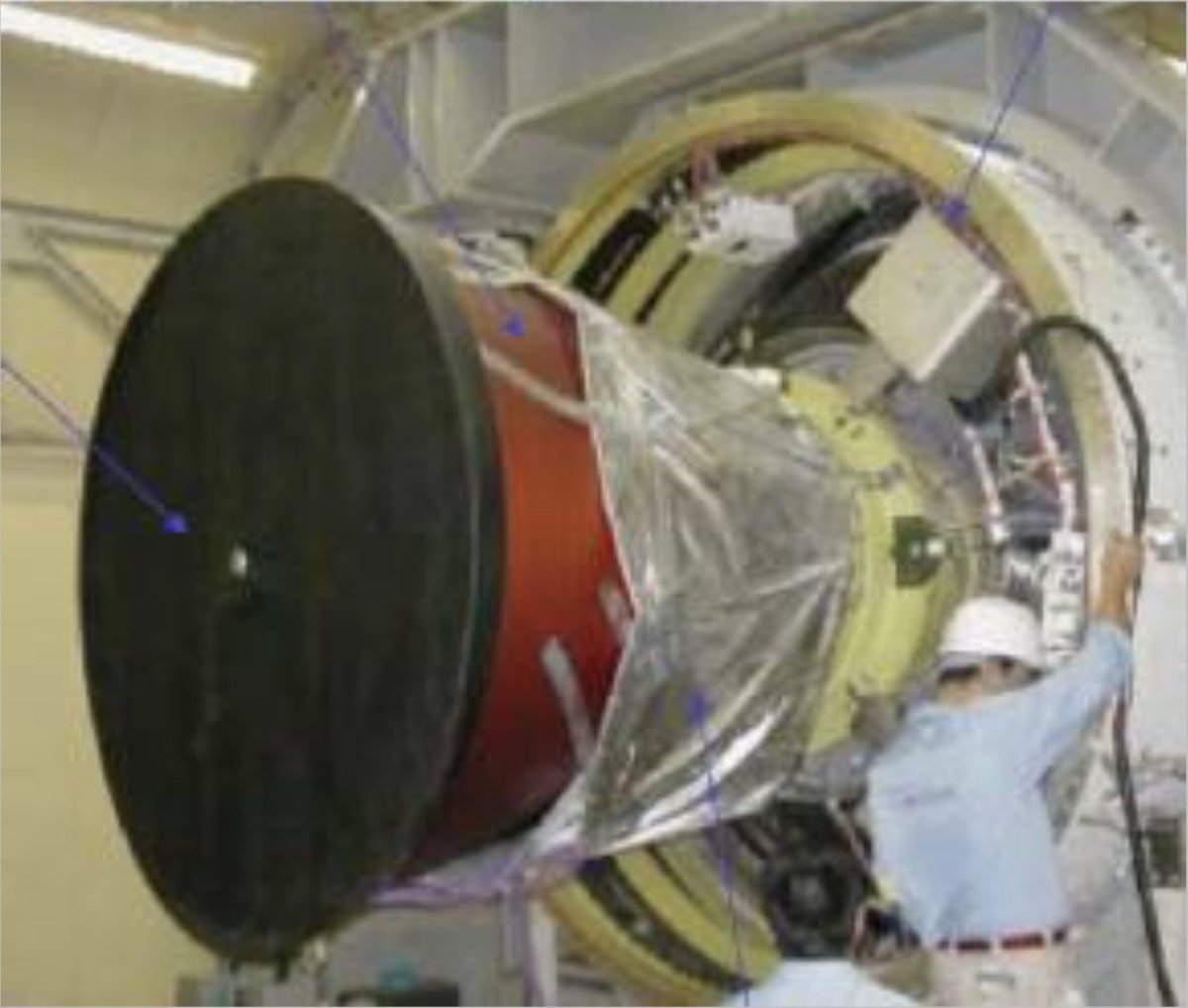 ArmsControlWonk's tweet photo. @novadoesit @yugoslav_luka @SimAnnealing That image is from India. Here's one from Iran and another from Japan. They're all similar: a rigid nozzle on a flexible rubber-and-steel bearing with a pair of actuators pushing/pulling in pitch and yaw. https://t.co/yYYqwLtstU