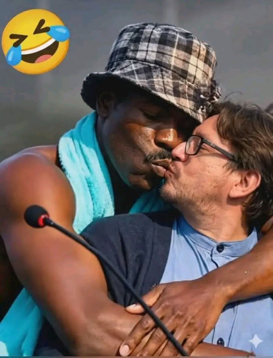 ElmerQuint's tweet photo. Ese man no perdona a los gorgojetes!🤣🤣🤣 https://t.co/vHg6ZL49AR