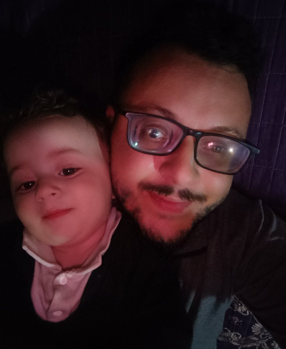 ahmedshameya995's tweet photo. Please, guys, RT 🔄

I'm Ahmed. I LOST MY EYE and my Work. I have no income; I n.eed your sup.port to provide milk and diapers for my 10-month-old son and for my family's needs.

Please hel.p me as much as you can, even if it's $1.
Here's the link:
https://t.co/a6f8p0jKWA https://t.co/gGvc7pyVlM