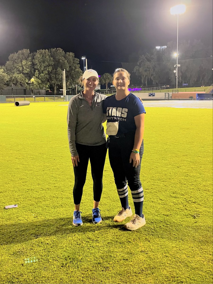 ToniTorquato30's tweet photo. I had a great time at the Fl. Gators Elite Prospect camp. I met some great girls from around the country. So thankful to Coach Walton and his amazing staff. https://t.co/mwbYaoLFXJ